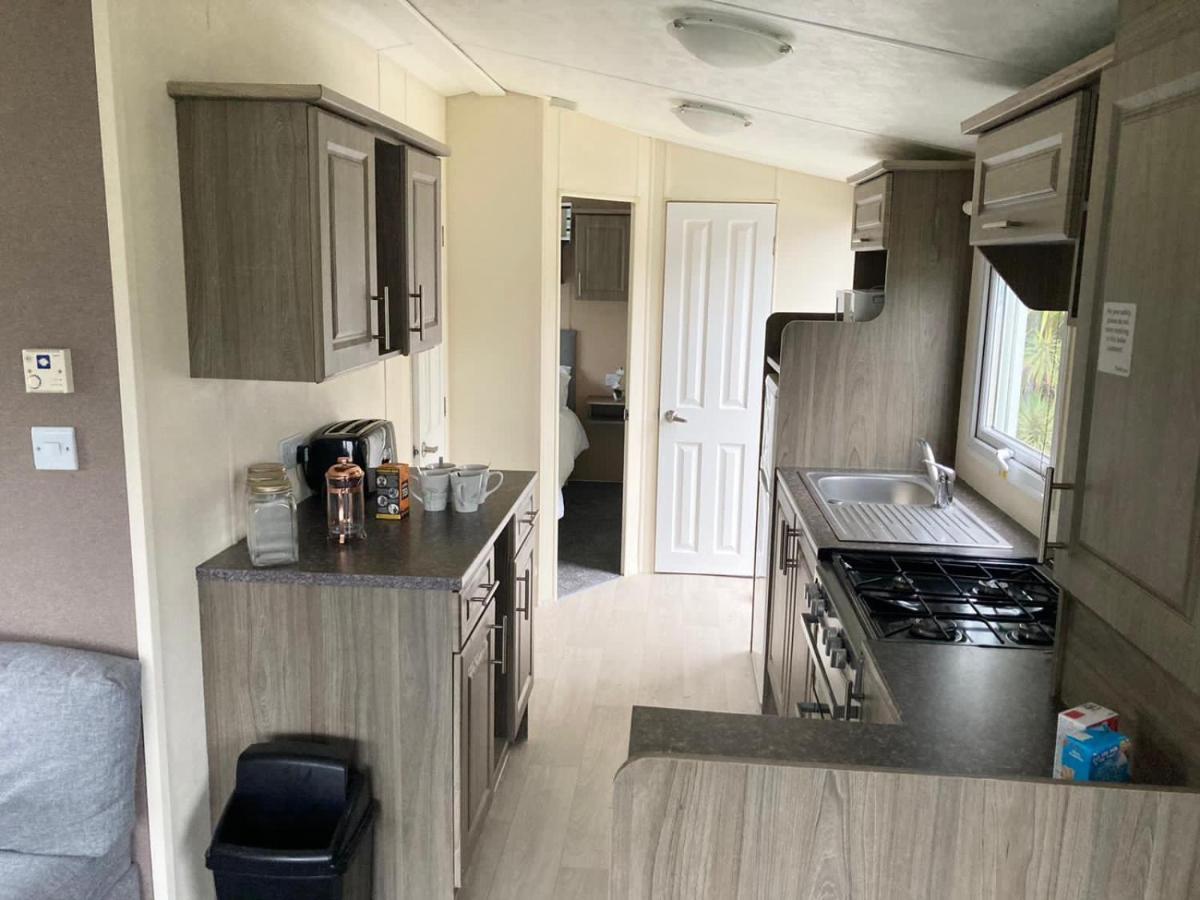 Newquay Caravan Holiday New Quay Exterior foto